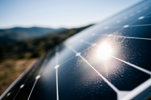 Fonctionnement Cellule Photovoltaïque : Comment l'Énergie Solaire se Transforme en Électricité