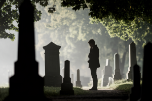 Refuser de Payer les Frais d&rsquo;Obsèques : Droits et Obligations Envers un Parent