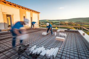 chantier-batiment-renove-outils-materiaux-occitanie